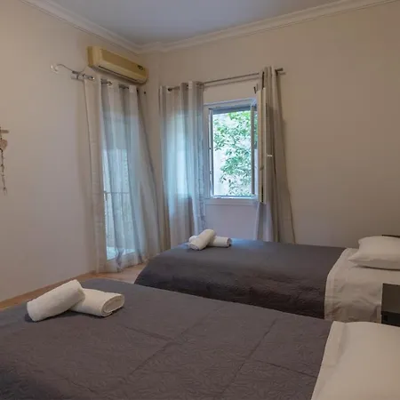 Entire Apt, 2 Bdrm, City Center Athens Exterior photo