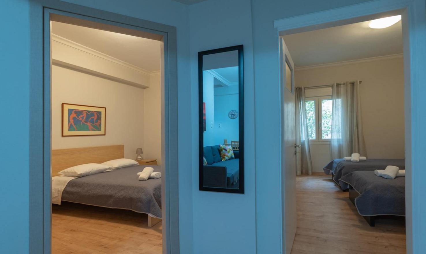 Entire Apt, 2 Bdrm, Center Apartment