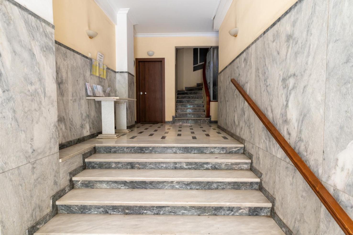 Entire Apt, 2 Bdrm, Center Apartament *